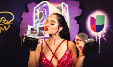 BECKY G  GANA DOS PREMIOS JUVENTUD 2021  “GIRL POWER” Y “AYUDANDO A SUS FANS”